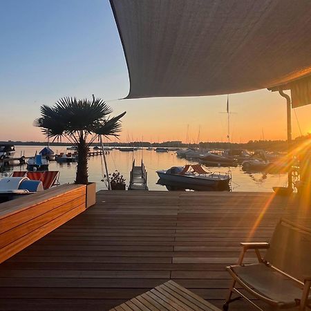 Lago Mio - Pension Am See - Bei Uns Verbringt Ihr Eine Wundervolle Zeit Direkt Am Wasser Worthsee Luaran gambar