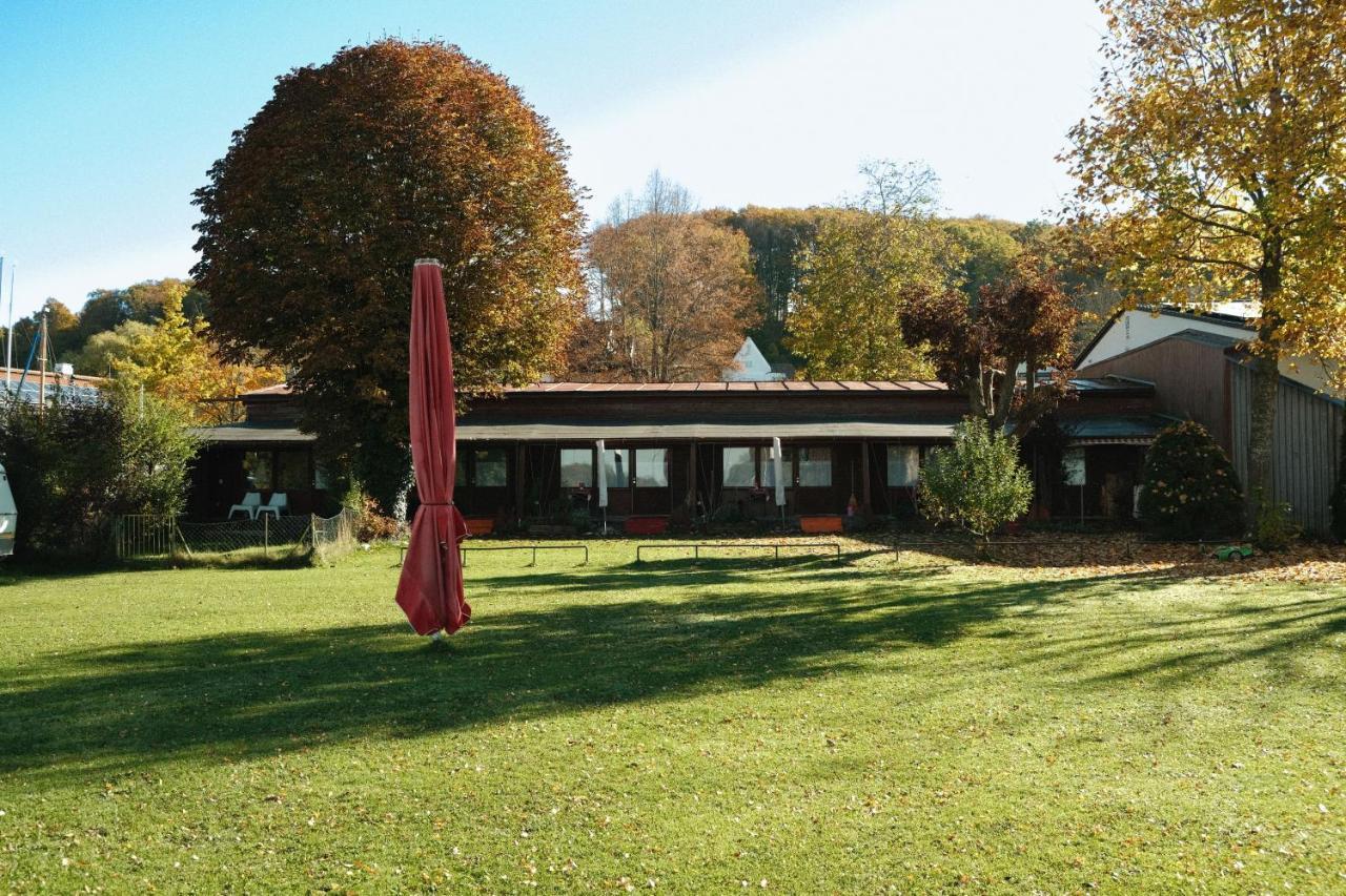 Lago Mio - Pension Am See - Bei Uns Verbringt Ihr Eine Wundervolle Zeit Direkt Am Wasser Worthsee Luaran gambar